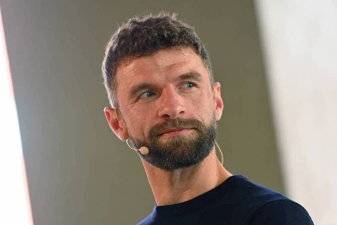 Müller zweifelt an CR7 und Messi