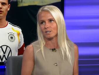 Bei WM Aktuell glaubt Expertin Julia Simic an Jonas Urbig als den legitimen Nachfolger von Manuel Neuer beim DFB. Der junge Bayern-Keeper erinnert die frühere Nationalspielerin an seinen Mentor. 