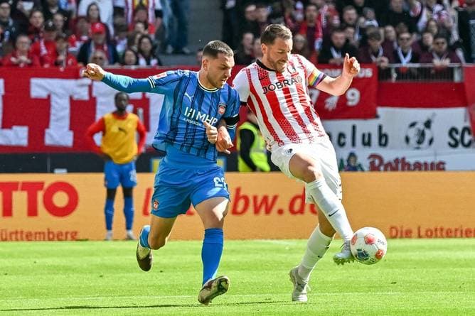 Freiburg nutzt Frankfurts Ausrutscher