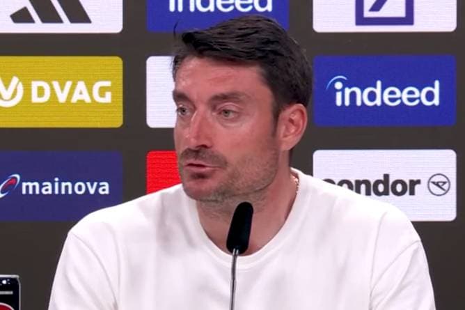 Frankfurt-Trainer Riera umgeht Zukunftsfrage