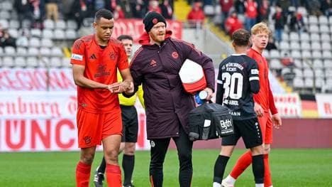 Tarek Buchmann muss verletzt ausgewechselt werden