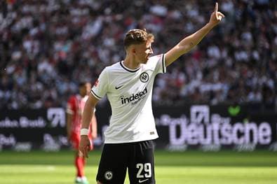 Holt Schalke einen Eintracht-Held?