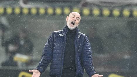 Stefano Pioli steht bei der AC Florenz wohl kurz vor dem Aus