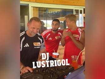 Im Trainingslager von Union Berlin kommt neben harter Arbeit auch der Spaß nicht zu kurz: Trainer und Spieler sorgen mit ihren Talenten für Unterhaltung, bevor es im DFB-Pokal und in der Bundesliga wieder ernst wird.