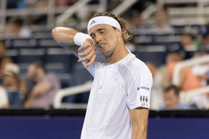 Gebrauchter Abend für Zverev