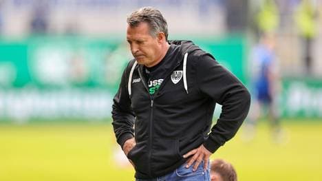 Schwartz betreut das Team noch in Elversberg