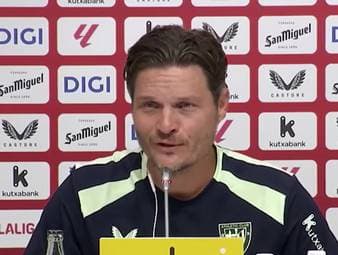 Nach langem Hin und Her wird Julian Alvarez gegen Athletic Bilbao im Kader von Atletico Madrid stehen. Trainer Edin Terzic bereitet sich dementsprechend auf eine mögliche Aufstellung des argentinischen Stürmers vor.