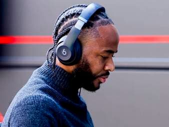 Sterling offenbar nach Drogenfahrt festgenommen