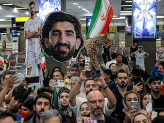 Irans WM-Team begeistert empfangen