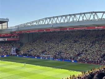 Reds-Fans verleihen ihrem Unmut Ausdruck