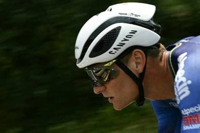 Van der Poel triumphiert in Ussel – Pogacar weiter in Gelb