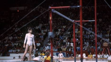 Nadia Comaneci schrieb bei Olympia 1976 am Stufenbarren Sportgeschichte