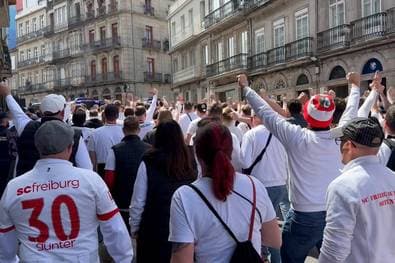 Gänsehaut! Freiburger nehmen Vigo ein