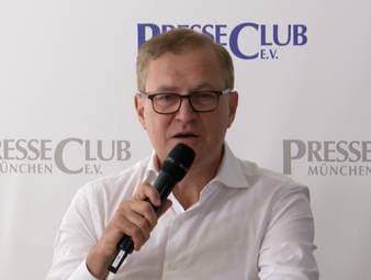 Der FC Bayern will mit Torjäger Harry Kane verlängern. Vorstandschef Jan-Christian Dreesen äußert sich zum aktuellen Stand der Personalie.