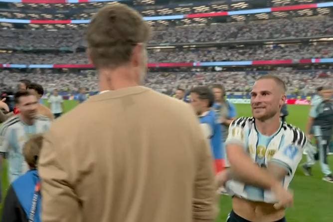 Weltmeister beschenkt Klopp