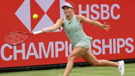 Rasenexpertin Tatjana Maria
