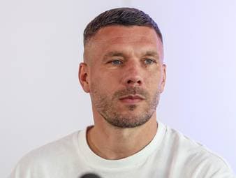 "Keine Einheit!" Podolski rechnet mit DFB-Elf ab
