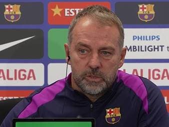 Hansi Flick spricht über die Stimmung beim FC Barcelona nach der deutlichen Niederlage gegen Chelsea. Zudem nimmt der Trainer Youngster Lamine Yamal nach dessen Problemen gegen Marc Cucurella in Schutz.