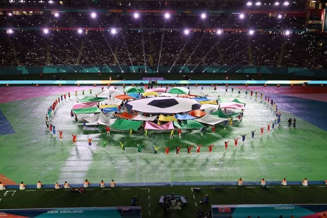 Großes Versprechen für Frauen-WM 2035