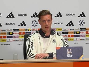 Die Zukunft im DFB-Tor ist weiter offen. Marc-André ter Stegen hat aber ein gutes Gefühl bei der jungen Generation um Bayerns Jonas Urbig.