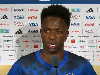 Vinicius Jr. spricht von einer deutlich entspannteren Atmosphäre bei der Seleção nach dem 3:0-Sieg gegen Haiti. Der Real-Profi hofft zugleich auf die baldige Rückkehr von Neymar.