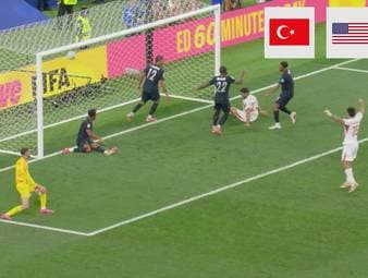 Zwei Spiele ohne eigenes Tor, vorzeitig ausgeschieden: Es war eine WM zum Vergessen für die Türkei. Im letzten Gruppenspiel zeigt das Team aber eine Reaktion, sorgt für ein unterhaltsames Spiel und wird ganz spät belohnt.