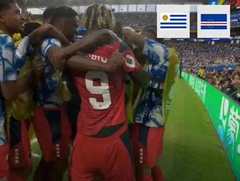Der WM-Neuling trotzt Uruguay nach einer beherzten Leistung ein Unentschieden ab und darf dadurch weiter von der KO-Runde träumen.
