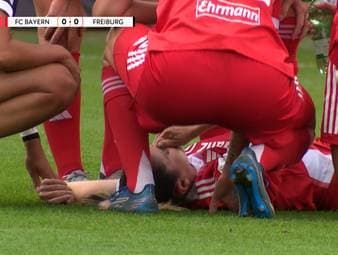 Der FC Bayern München hat das Topspiel der Frauen-Bundesliga gegen den SC Freiburg deutlich gewonnen - eine Verletzung trübt die Freude über den Kantersieg aber.