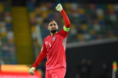 Italien gewinnt Hochsicherheits-Spiel