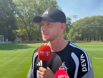 Nach dem geplatzten Transfer von Saïd El Mala zu Borussia Dortmund kann sich Köln-Trainer René Wagner freuen: Das Top-Talent bleibt dem 1. FC Köln vorerst erhalten.