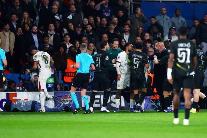 Unrühmlicher Moment wiederholt sich 13 Jahre später