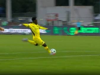 Tore satt zwischen Münster und Saarbrücken. Dabei jagt ein Traumtor das nächste. Egal ob Solo oder Fackel, beim 3:3 ist alles geboten.