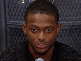 De'Aaron Fox spricht begeistert von dem Ehrgeiz seines Teamkollegen Victor Wembanyama. Der Spielmacher der San Antonio Spurs erklärt, warum Wembanyama in jedem Spiel an der Spitze stehen will.