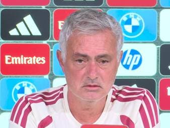 José Mourinho glaubt, die beste Version von Vinícius Junior ist jene, die Tore schießt. Leistungen wie etwa gegen Benfica letzte Saison fehlen aktuell für das allerhöchste Niveau.