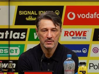 Beim Elfmeter der Dortmunder sah es zunächst so aus, als wollte sich Nico Schlotterbeck die Kugel schnappen. Trainer Niko Kovac erklärt, dass der Verteidiger damit nur die Bahn für Serhou Guirassy freihalten wollte.