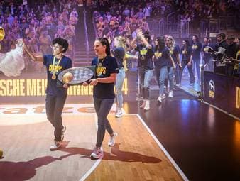 Internationale Premiere für Alba