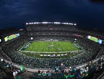Die NFL startet am 4. September in die neue Saison. Im Eröffnungsspiel stehen sich die Dallas Cowboys und die Philadelphia Eagles gegenüber. 