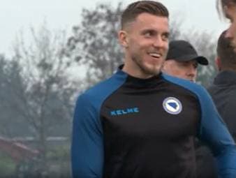 Die WM-Teilnahme von Bosnien-Herzegowina ist für Nationalspieler Ermedin Demirovic etwas ganz Besonderes - auch weil der VfB-Stürmer viel Unterstützung vor Ort erhält. 