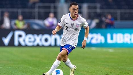 US-Star Sergino Dest spricht über den bevorstehenden WM-Härtetest gegen Deutschland