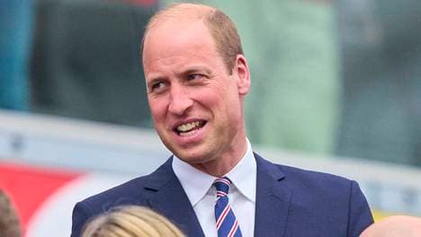 Prinz William hat mit Fans von Aston Villa gefeiert