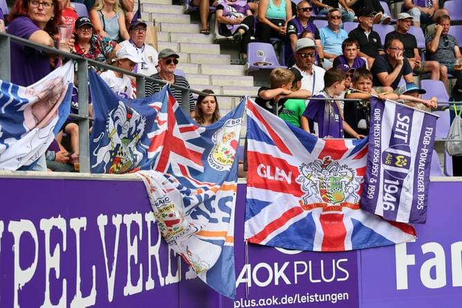 65 Jahre später! Aue holt Europacupspiel in Nordirland nach