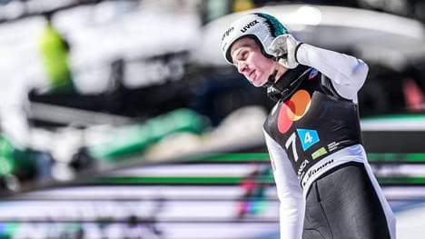Die Frage nach dem Trainer von Domen Prevc ist noch offen