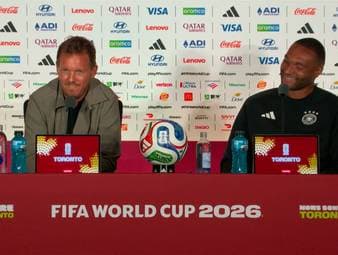 Schlangenalarm beim DFB? Auf eine spezielle Reporterfrage hat Julian Nagelsmann eine genauso spezielle Antwort parat.