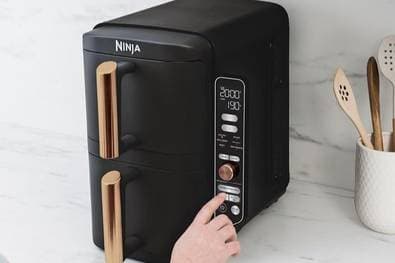 Ninja Double Stack XL Heißluftfritteuse: Dein Küchenhelfer für fettfreies Frittieren und mehr – Jetzt für nur 184,99€!