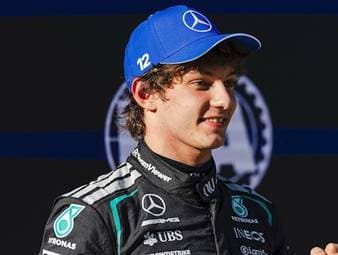 Kimi Antonelli schreibt Formel-1-Geschichte. Der 19-jährige Mercedes-Pilot gewinnt den Großen Preis von China und wird zum zweitjüngsten Grand-Prix-Sieger aller Zeiten.