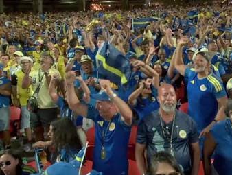 Beim Abpfiff kennt der Jubel keine Grenzen mehr: Nach dem deutlichen 1:7 gegen Deutschland schreibt Curacao gegen Ecuador Geschichte. Der Turnier-Neuling holt den ersten Punkt seiner WM-Historie.