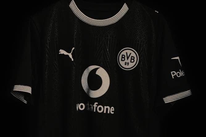 Nostalgie zum Anziehen! BVB mit Sondertrikot