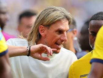 Ecuador-Coach hört nach Ausscheiden auf