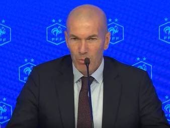 Frankreichs neuer Nationaltrainer Zinédine Zidane wird zu den rassistischen Beleidigungen der paraguayischen Senatorin Celeste Amarilla gegen Kylian Mbappé gefragt - und reagiert mit einem Grundsatzappell.