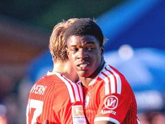 Teenager schießt Bayern zum Sieg